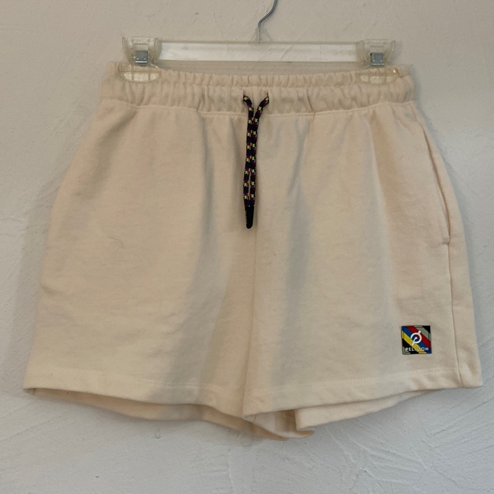 Peloton Cream Sweat Shorts Size Small